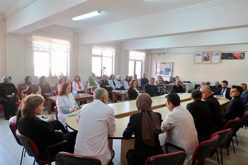 Vali Erol, Atatürk Mesleki ve Teknik Anadolu Lisesi’ni Ziyaret Etti 4 38 jpg