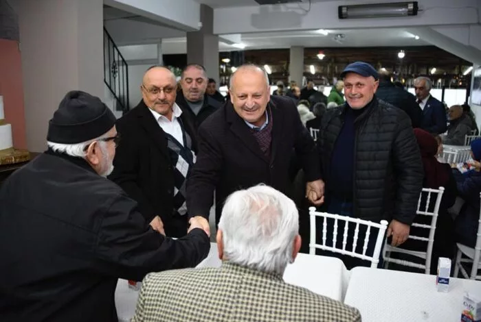MUHTAR ÖZDEMİR, “BAŞKANIMIZ BURUNUCU MAHALLESİ’NİN FOTOĞRAFINI DEĞİŞTİRDİ” 4 4 jpg
