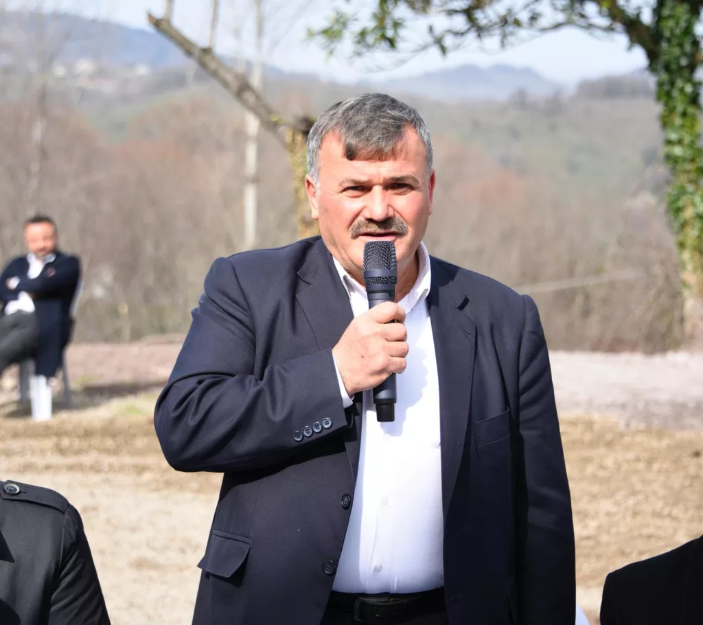 BAŞKAN TAVLI, “AK PARTİ ESER VE HİZMET BELEDİYECİLİĞİ YAPIYOR” 5 14