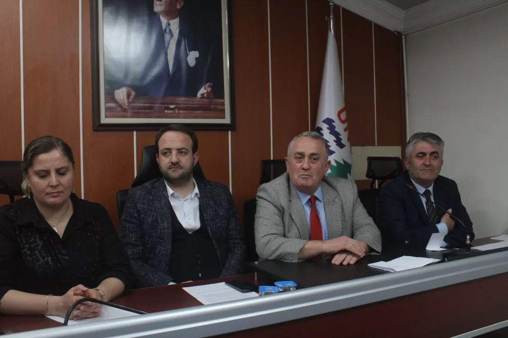 Dönemin son meclis toplantısı yapıldı 7 1