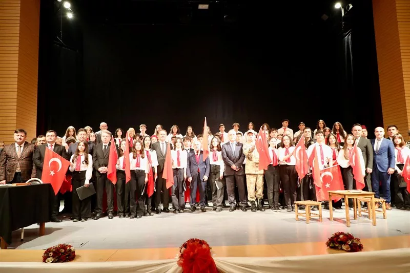 İstiklal Marşı’nın Kabulü ve Mehmet Akif Ersoy’u Anma Programı Yapıldı 7 10 jpg