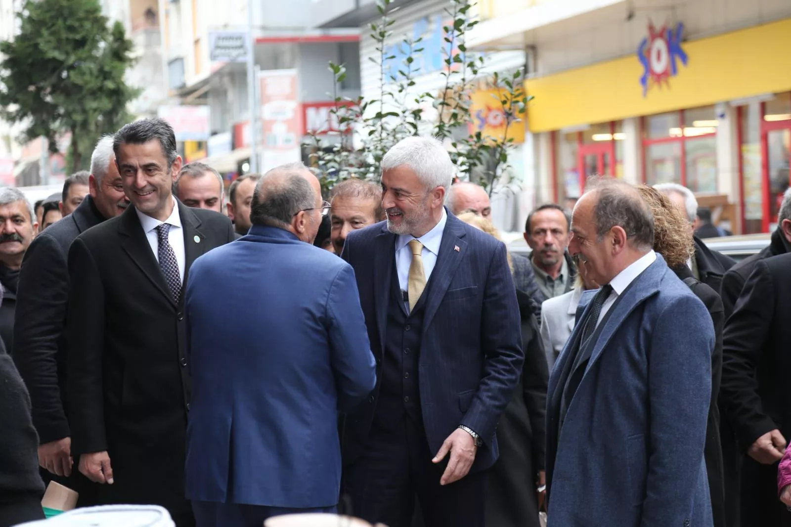 &nbsp; SKM AÇILIŞI MİTİNGE DÖNÜŞTÜ 31 Mart yerel seçimlerine az
