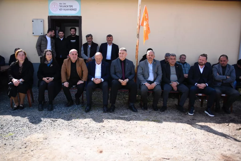 BAŞKAN TAVLI, “AK PARTİ ESER VE HİZMET BELEDİYECİLİĞİ YAPIYOR” 9 14