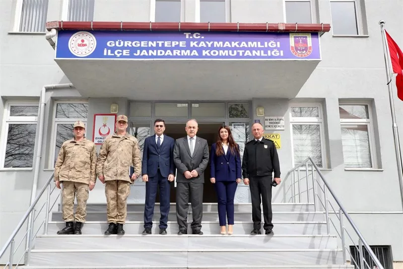 VALİ EROL, GÜRGENTEPE VE GÖLKÖY'DE 9 16 jpg