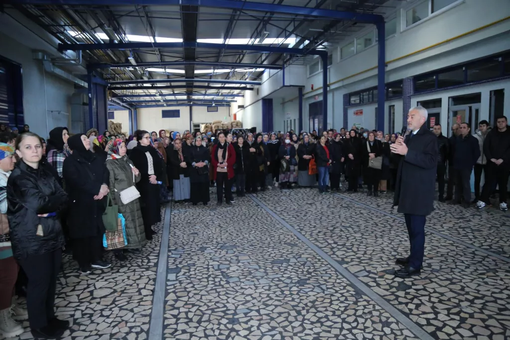 ENVER YILMAZ ENERJİSİ VE DİNAMİKLİĞİ İLE DİKKAT ÇEKİYOR 9 27