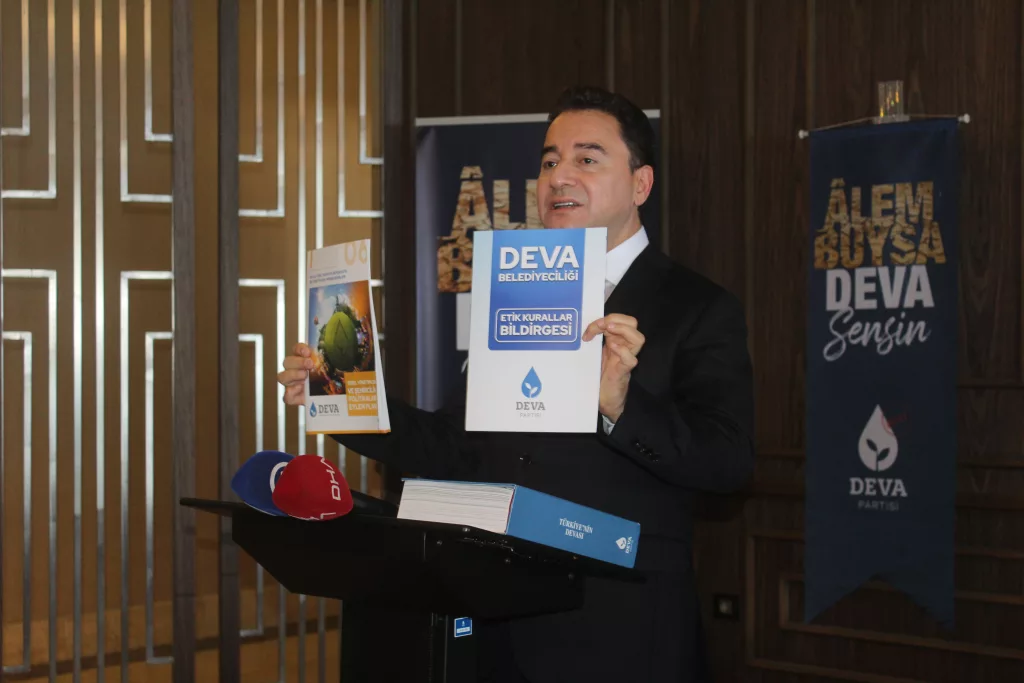 Deva partisi genel başkanı Ali Babacan Ünye’de IMG 0670