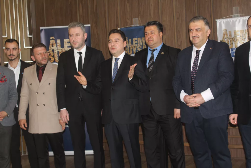 Deva partisi genel başkanı Ali Babacan Ünye’de IMG 0684