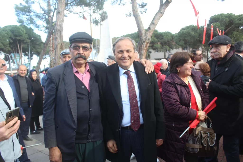 Cumhuriyet Halk Partisi, Ünye Cumhuriyet Meydanı’nda Değişim Mitingi düzenledi. IMG 0713