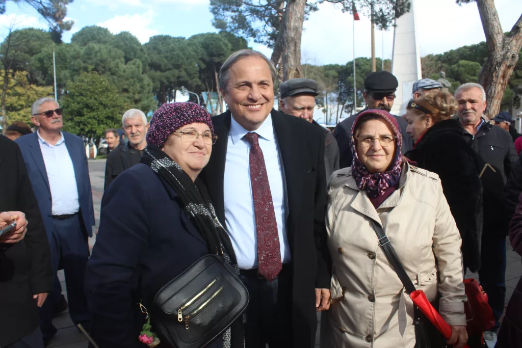 Cumhuriyet Halk Partisi, Ünye Cumhuriyet Meydanı’nda Değişim Mitingi düzenledi. IMG 0715