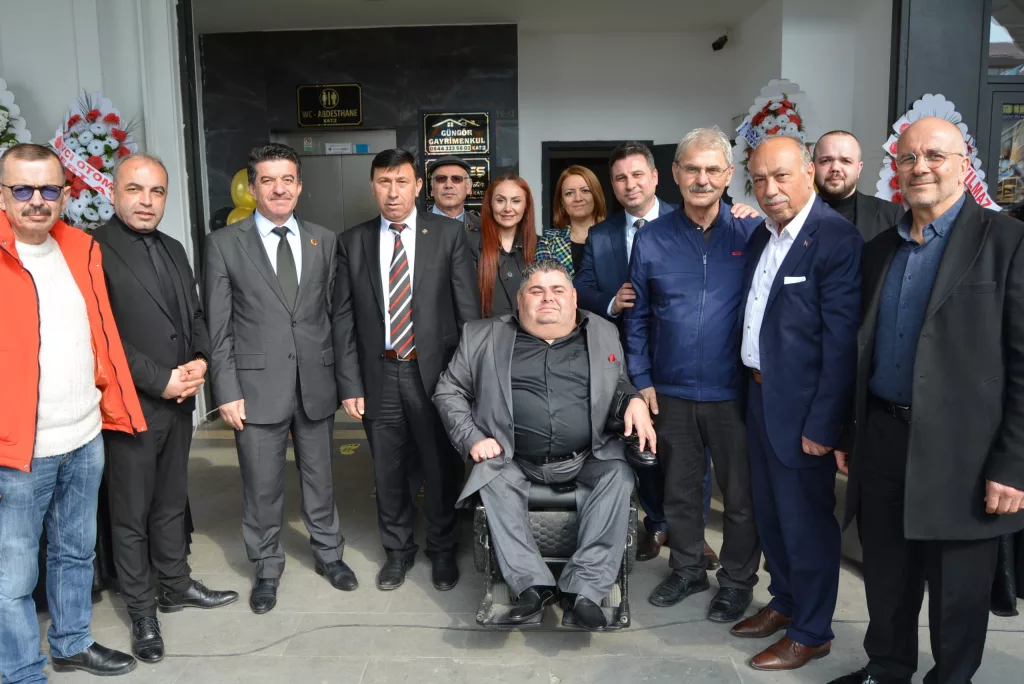 A PLUS GAYRİMENKUL YATIRIM OFİSİ’NDEN GÖRKEMLİ AÇILIŞ a8