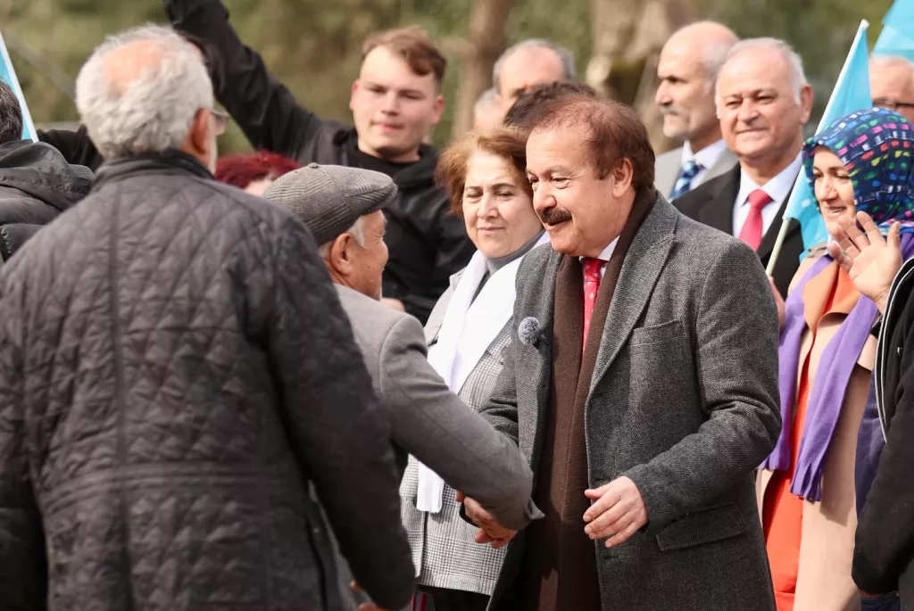 ANA KUCAĞINDA, BABA OCAĞINDAYIZ, YEŞİLKENT'TEYİZ ah1