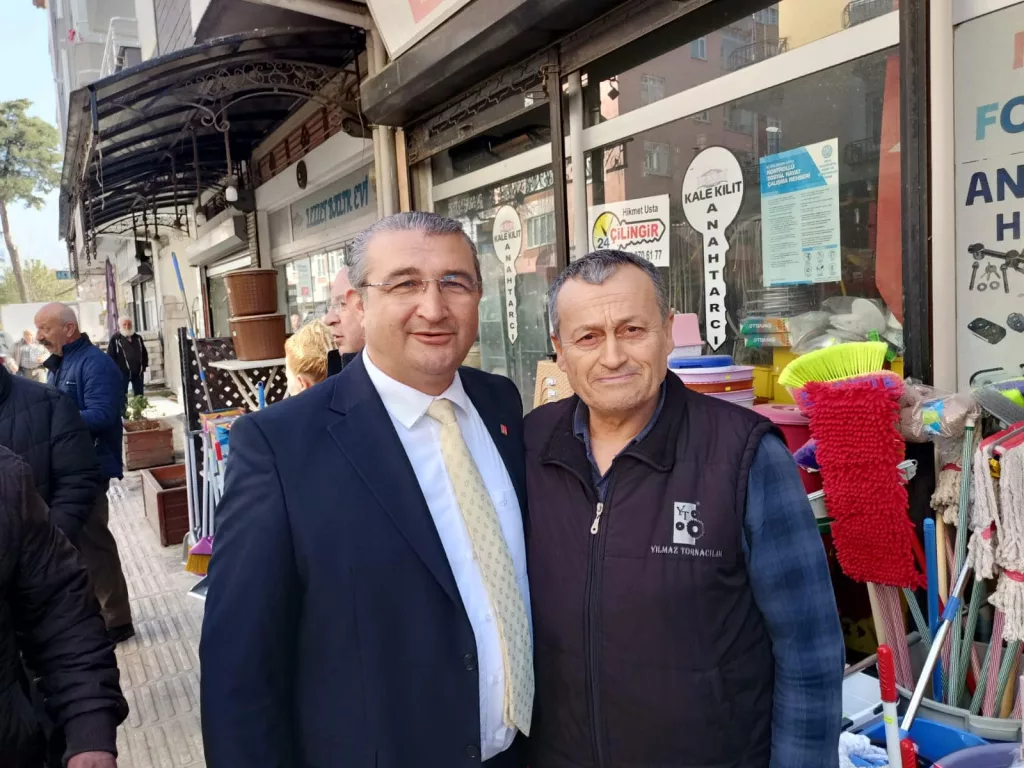 "Ünye'de Değişim Rüzgarı: Cumhur Öztürk'ün Halkla Buluşma Toplantıları" at3