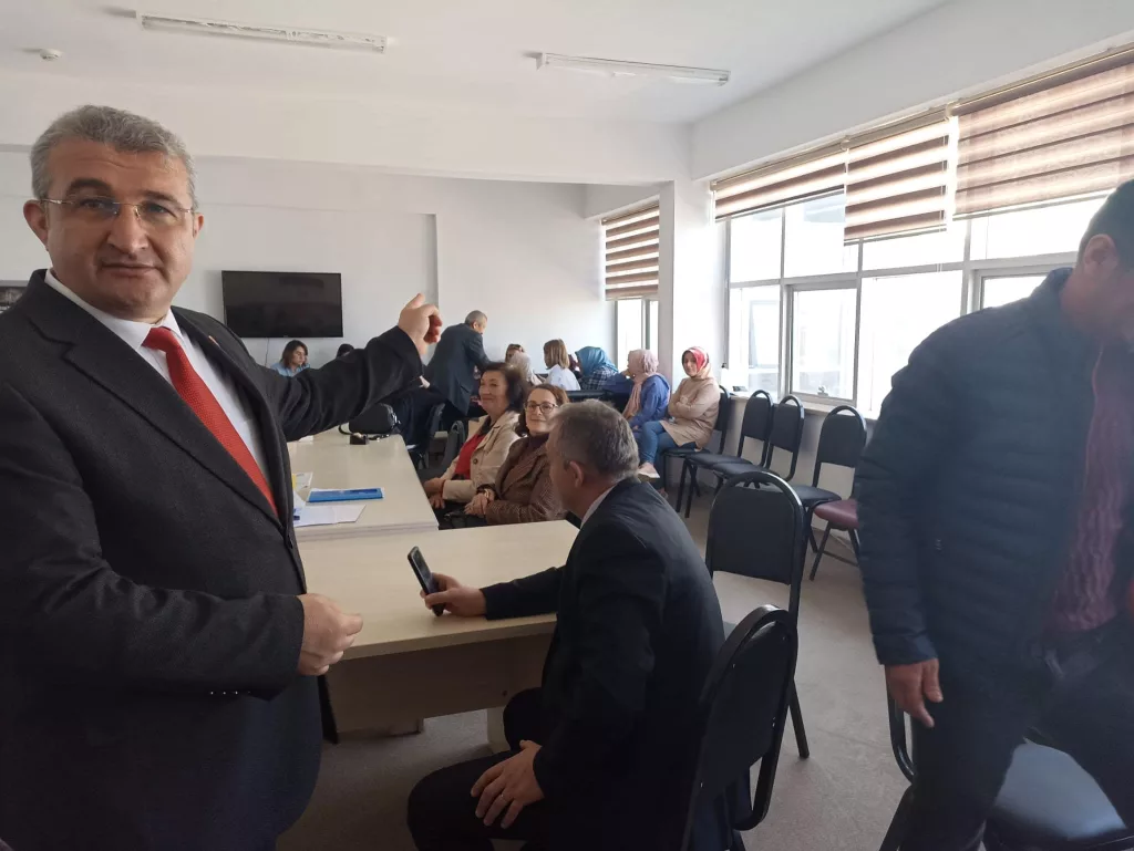 "Ünye'de Değişim Rüzgarları: Cumhur Öztürk'ün Yol Haritası" cc6