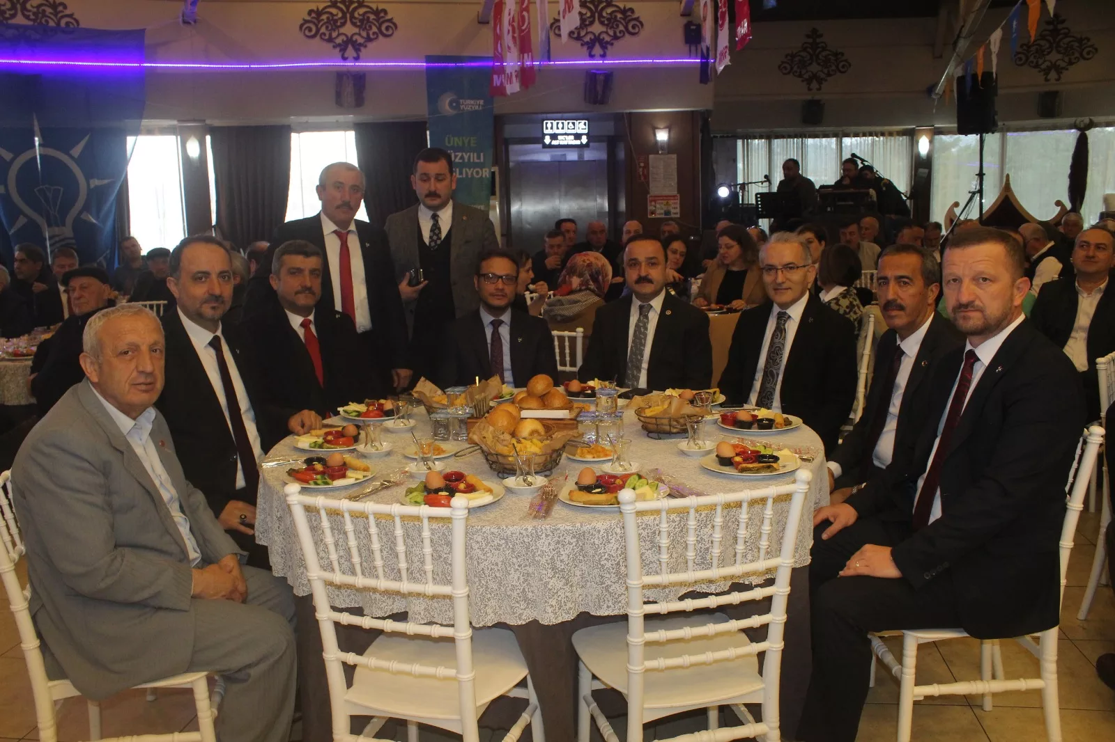 Ünye’de Cumhur İttifakı’nın güçlü temsilcileri, MHP Ordu Milletvekili Naci Şanlıtürk,