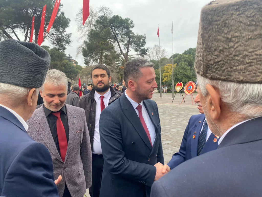 "Ünye Belediye Başkan Adayı Hayati Balcı, Çanakkale Zaferi'nin 109. Yıl Dönümü Törenine Katıldı" h1 1