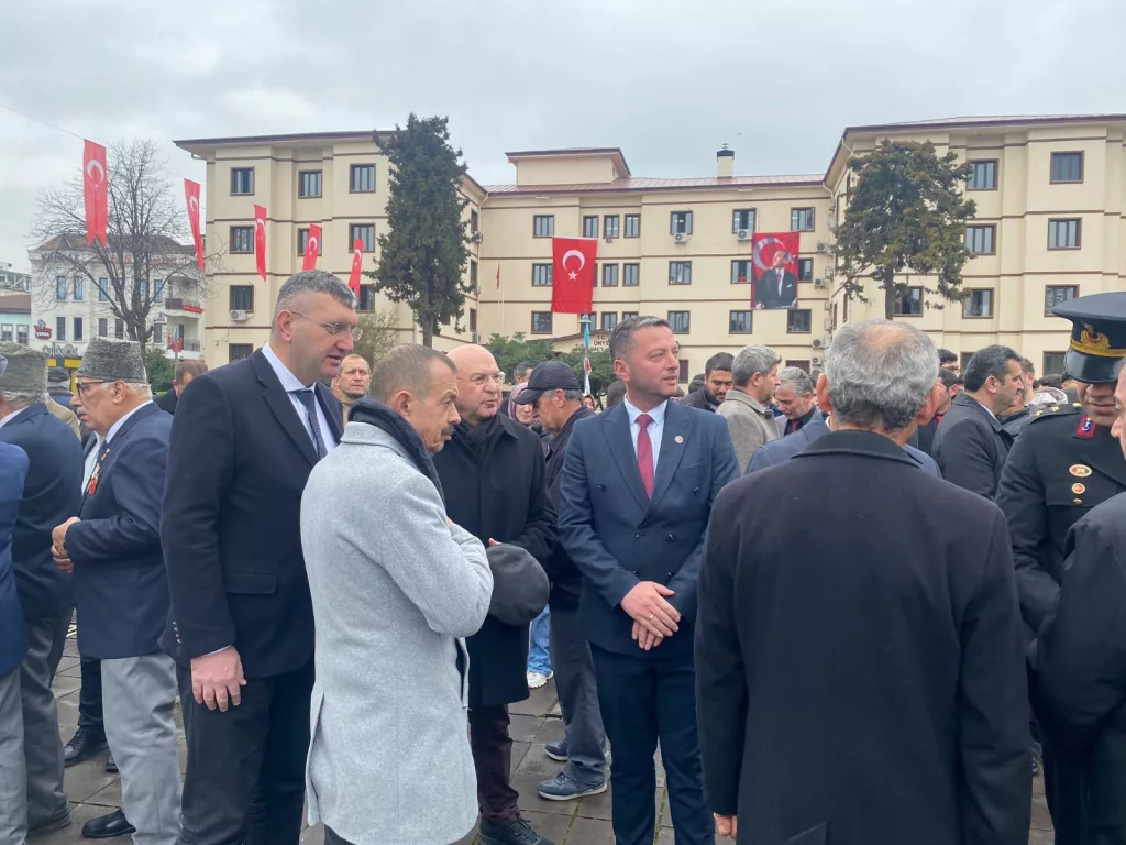"Ünye Belediye Başkan Adayı Hayati Balcı, Çanakkale Zaferi'nin 109. Yıl Dönümü Törenine Katıldı" h2 1