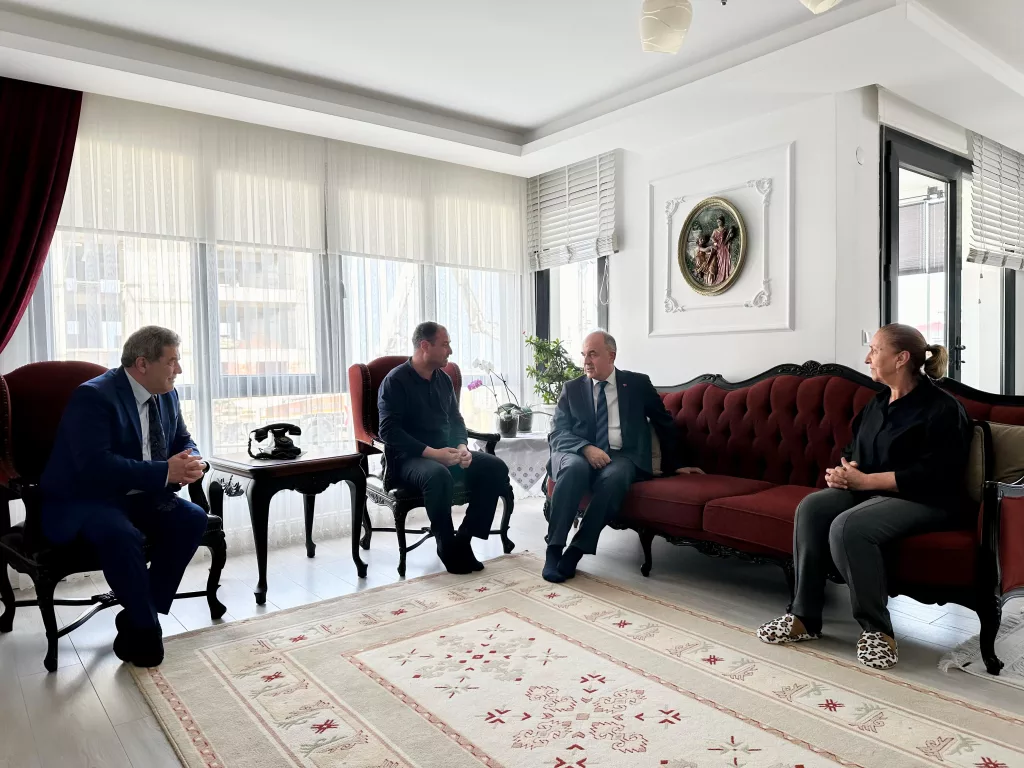 Hane Ziyaretleri Aralıksız Sürüyor ha1