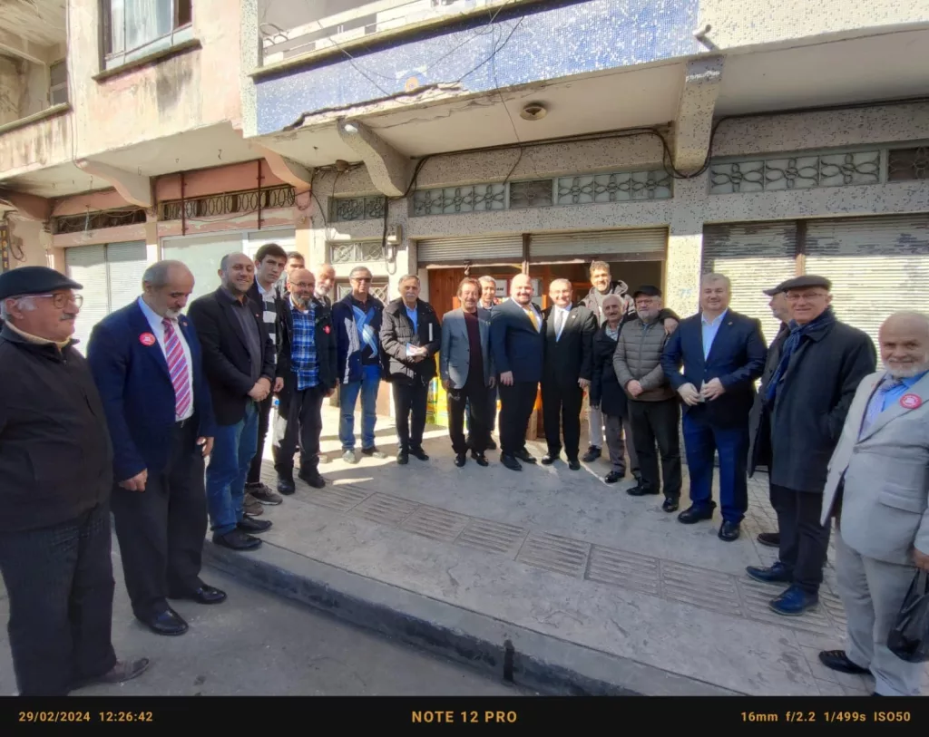 "Ünye'yi Yeniden İnşa Etmek: Cumhur Öztürk'ün Belediyecilikteki Yenilikçi Bakışı" i3