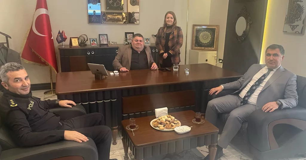 CUMHURİYET BAŞSAVCISI ORMANCI VE EMNİYET MÜDÜRÜ SARISOYDAN HAYIRLI OLSUN ZİYARETİ se