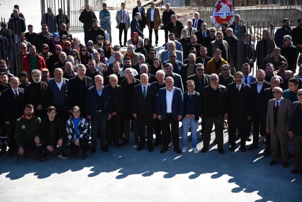 BAŞKAN TAVLI, “OSB’DE 2 YIL İÇİNDE 34 FABRİKA KURULMUŞ OLACAK” ta1