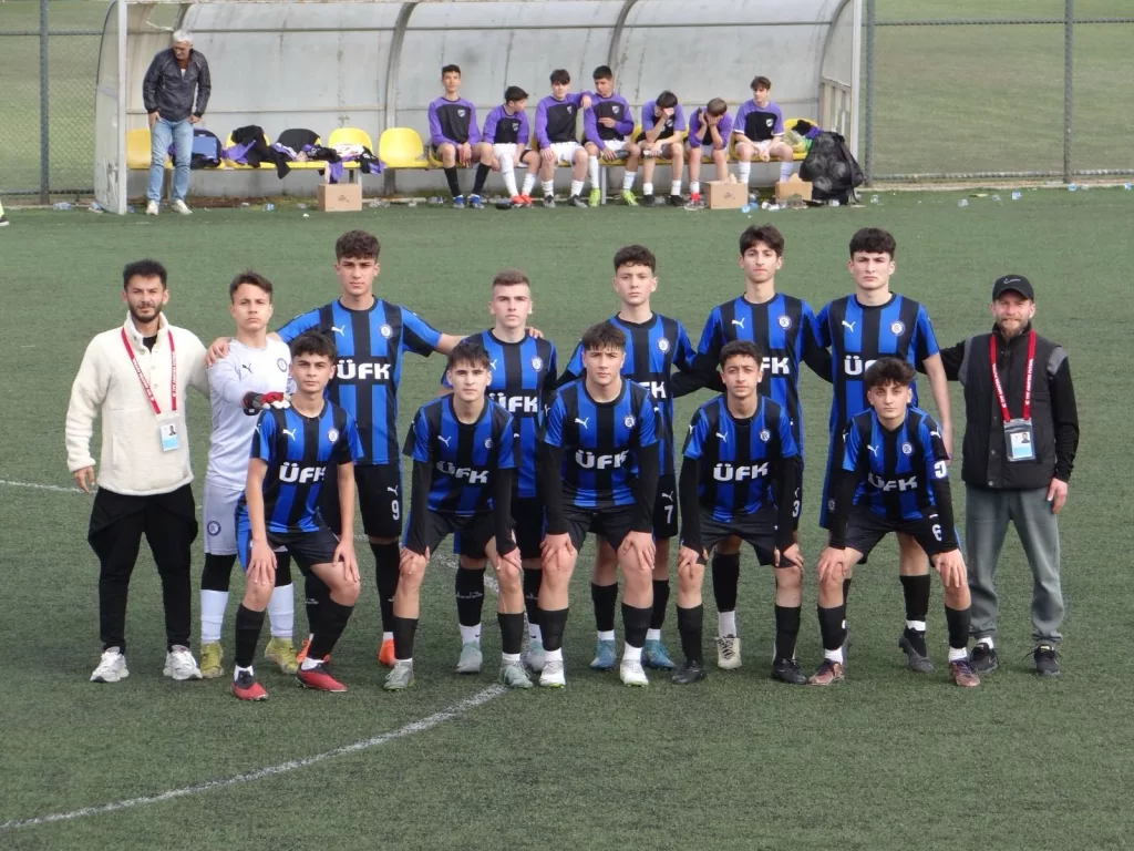 ÜFK U15’TE DOLU DİZGİN! Ligde oynadığı tüm müsabakaları kazanan mavi-siyahlıların