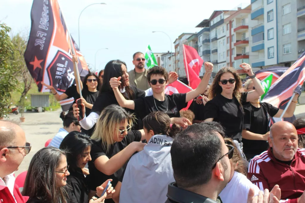 ÜNYE KADIN FUTBOL KULÜBÜ ŞAMPİYONLUK TURUNDA 2 11