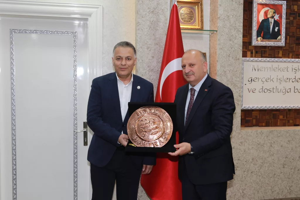 TÜRKİYE-GÜRCİSTAN DOSTLUĞU ÜNYE’DE TAÇLANDI 2 33