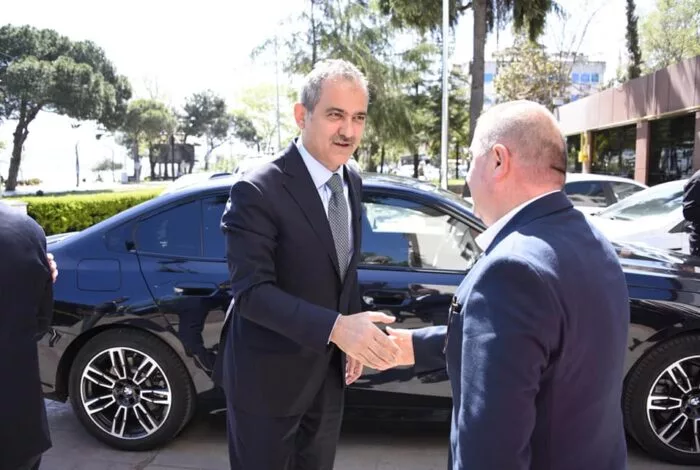 MİLLETVEKİLİ ÖZER’DEN BAŞKAN TAVLI’YA ZİYARET 3 18 jpg