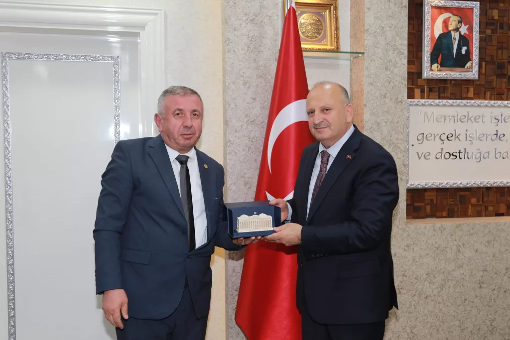 TÜRKİYE-GÜRCİSTAN DOSTLUĞU ÜNYE’DE TAÇLANDI 4 20