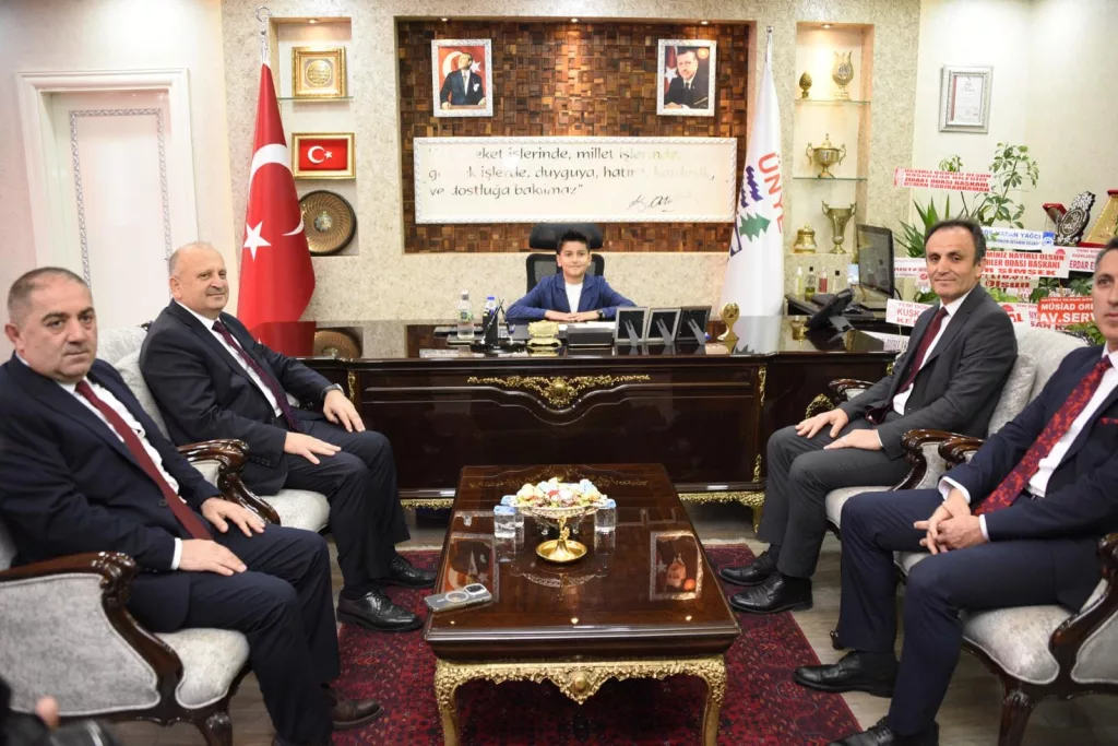 23 Nisan Ulusal Egemenlik ve Çocuk Bayramı tüm yurtta olduğu gibi Ünye’de de coşku ile kutlandı. 7 10