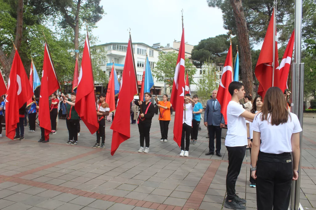 23 Nisan Ulusal Egemenlik ve Çocuk Bayramı tüm yurtta olduğu gibi Ünye’de de coşku ile kutlandı. IMG 1915 1