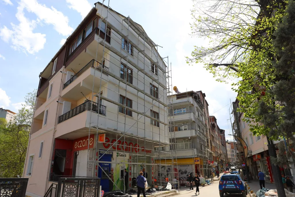 KUMRU’NUN ÇEHRESİ DEĞİŞİYOR K1