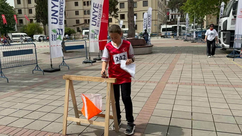 17 İLDEN SPORCULAR ÜNYE’Yİ YARIŞARAK KEŞFETTİLER U3