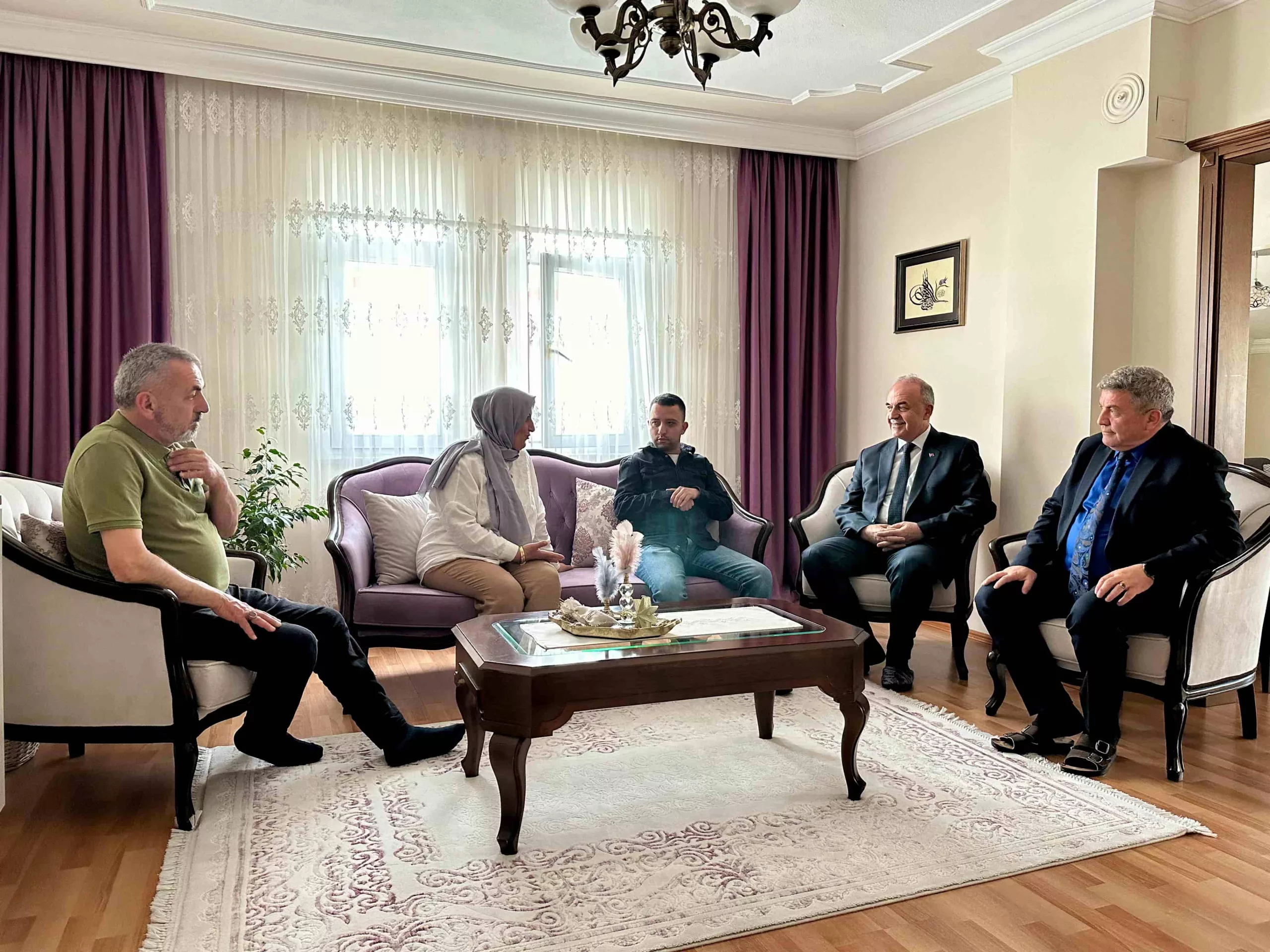 Vali Erol, Hane Ziyaretlerine Devam Ediyor&nbsp; Vali Muammer Erol, şehit,