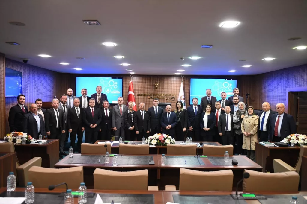 ALTINORDU BELEDİYESİ’NDE YENİ DÖNEMİN İLK MECLİS TOPLANTISI GERÇEKLEŞTİ al