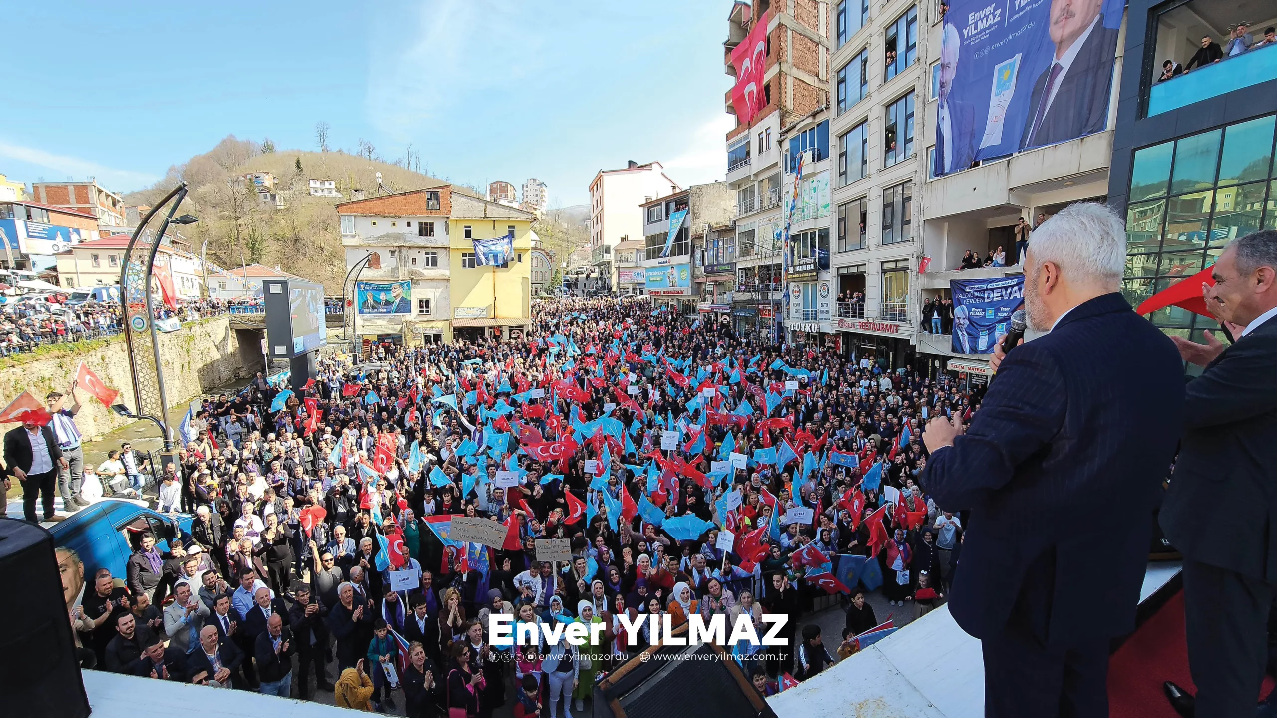 Enver Yılmaz, 31 Mart yerel seçimlerine ilişkin süreci değerlendirdi. Yılmaz,