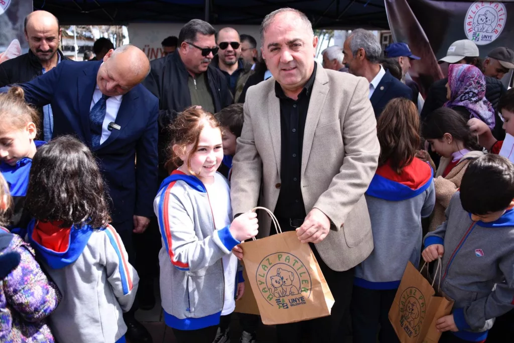 BAŞKAN TAVLI, “SOKAK HAYVANLARI MESELESİNİ ÇÖZECEĞİZ” ha2