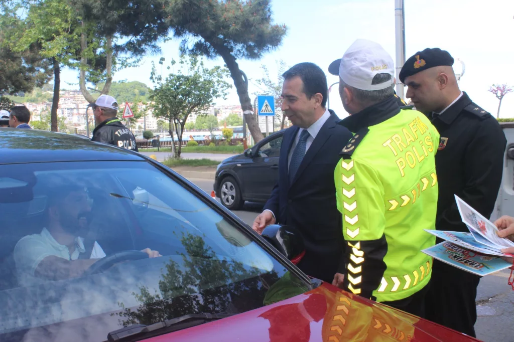 Trafik haftası yaya geçidi farkındalık etkinliği yapıldı 10 1