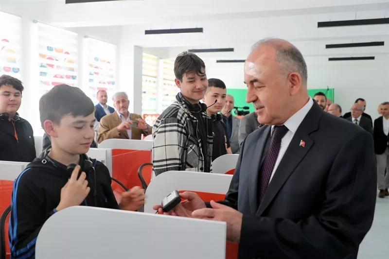 Vali Erol, Fatsa Melih Koç Anaokulu ve Fatsa AİHL Atölye Açılış Programına Katıldı 11 11 jpg