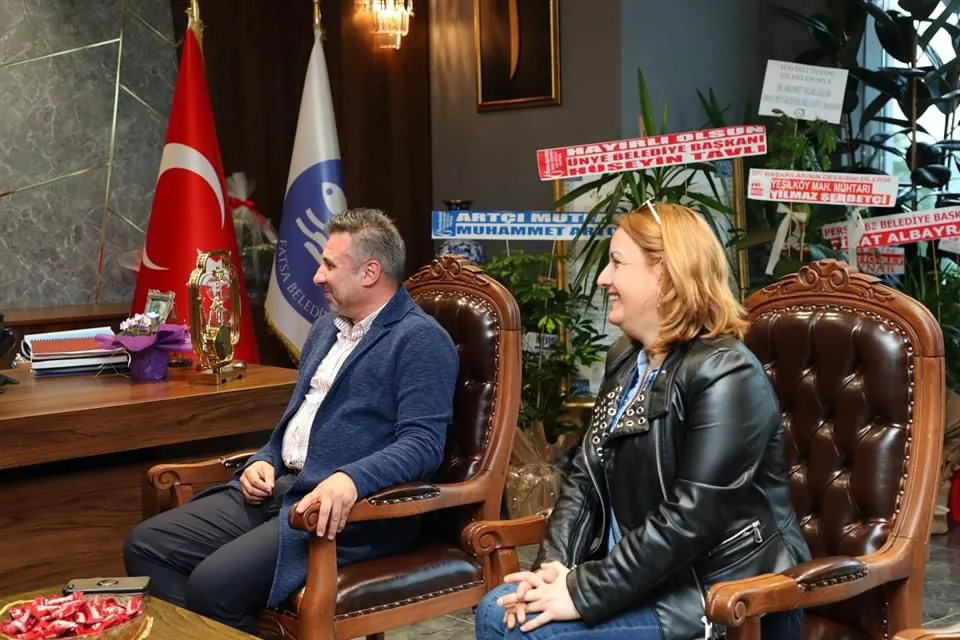 TÜRKİYE BEYAZAY DERNEĞİ’NDEN FATSA BELEDİYE BAŞKANI İBRAHİM ETEM KİBAR’A ZİYARET 12 10 jpg