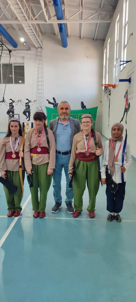 Geleneksel Türk Okçuluğu Turnuvası: Gençlik Haftası Etkinliklerinin Vazgeçilmezi 12 14