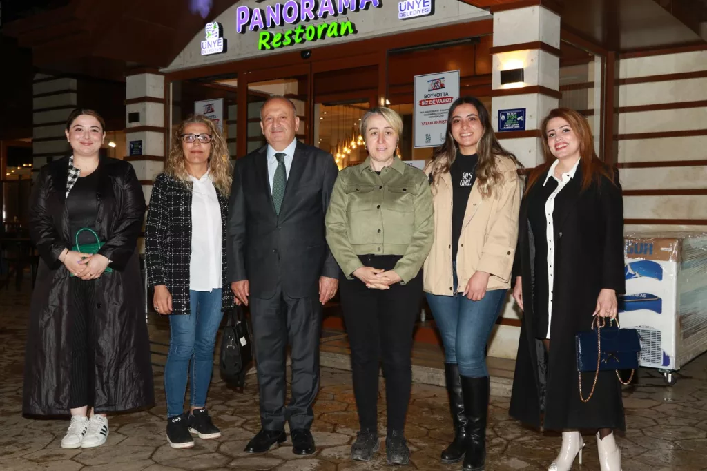 BAŞKAN TAVLI, “TARAFSIZLIK İLKESİYLE HAREKET EDEN RADYOCULARIMIZIN GÜNÜNÜ KUTLUYORUM” 13 1