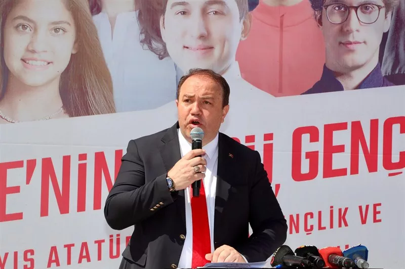19 Mayıs Atatürk’ü Anma, Gençlik ve Spor Bayramı Coşkuyla Kutlandı 13 5 jpg