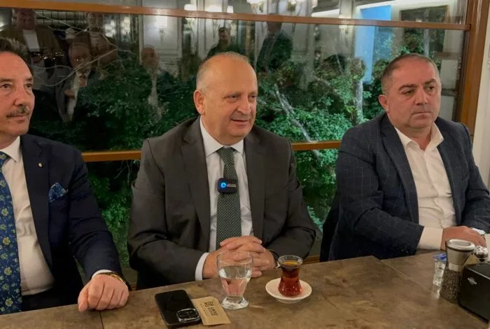 BAŞKAN TAVLI, “TARAFSIZLIK İLKESİYLE HAREKET EDEN RADYOCULARIMIZIN GÜNÜNÜ KUTLUYORUM” 2 2 jpeg