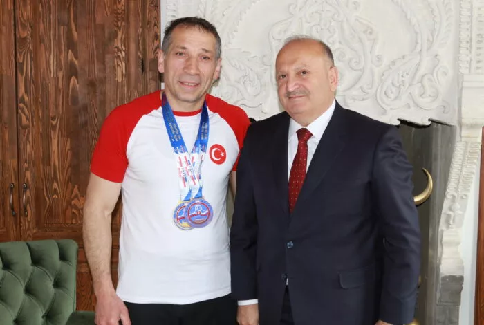 02-12 Mayıs 2024 tarihleri arasında Slovakya’da düzenlenen Avrupa Bilek Güreşi