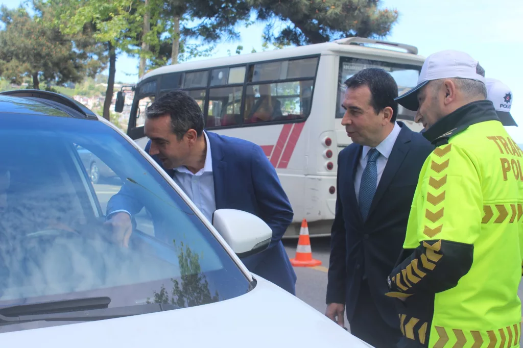 Trafik haftası yaya geçidi farkındalık etkinliği yapıldı 9 1