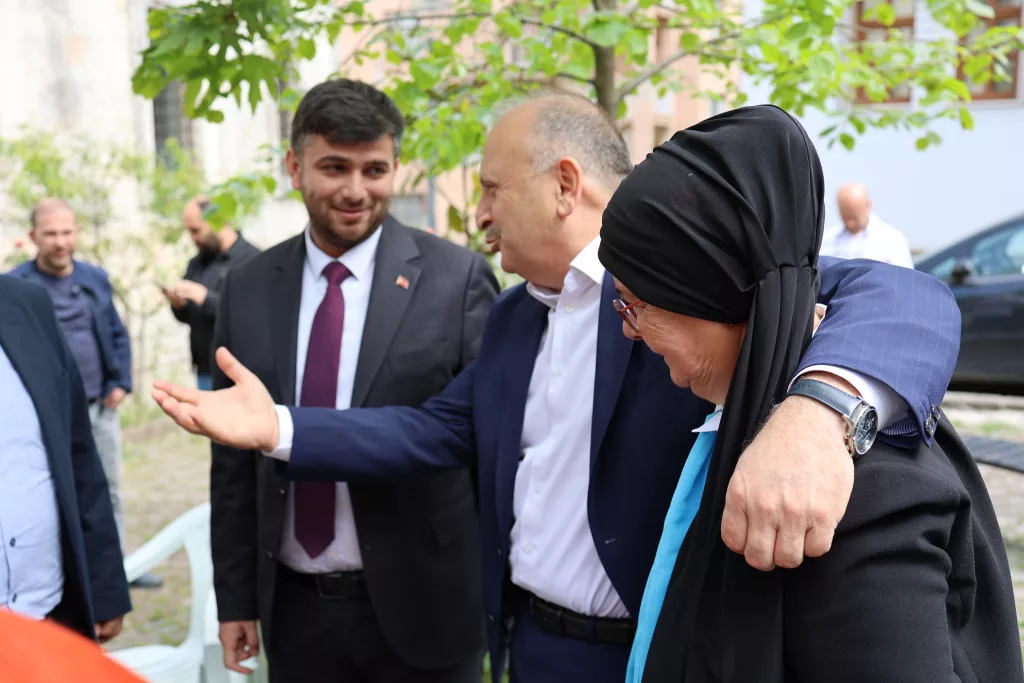 SEMANUR ODABAŞI BEŞİKCİOĞLU’NDAN EL SANATLARI SERGİSİ ATIL9385