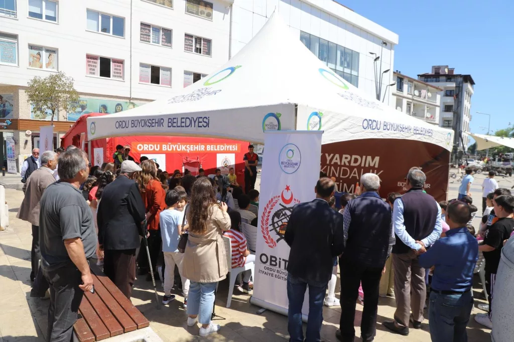 ORDU İTFAİYESİ, HALKA AÇIK İLK YARDIM EĞİTİMLERİ DÜZENLİYOR I1