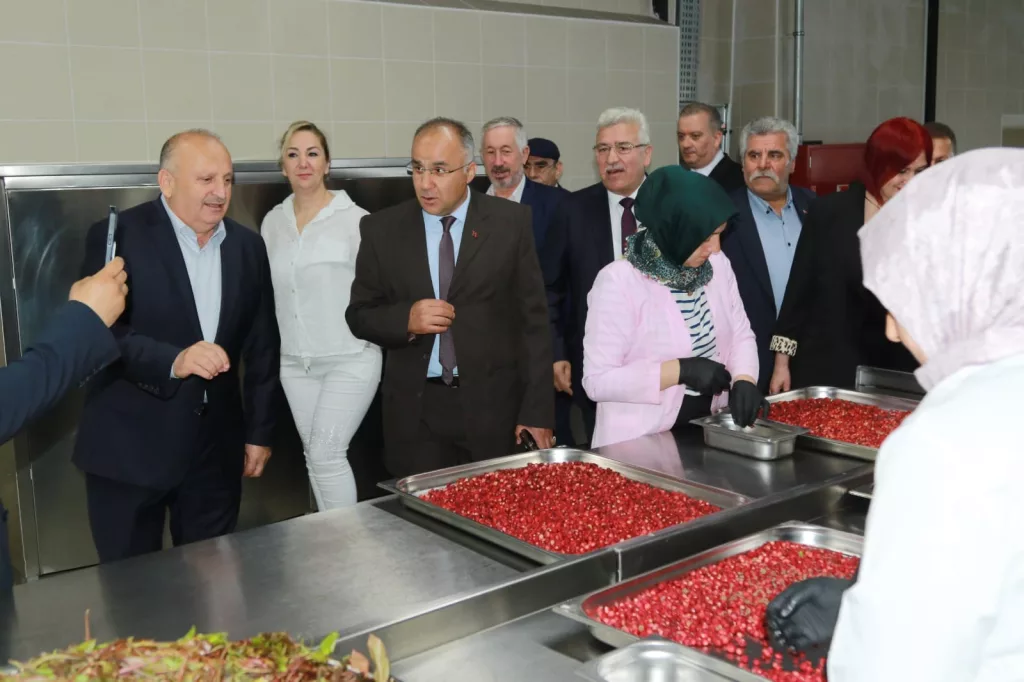 ORDEF YÖNETİMİ BAŞKAN TAVLI’YI ZİYARET ETTİ U1 4