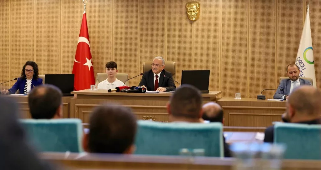 BÜYÜKŞEHİR BELEDİYE MECLİSİ TOPLANDI b1